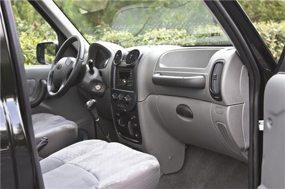 mahindra1.jpg